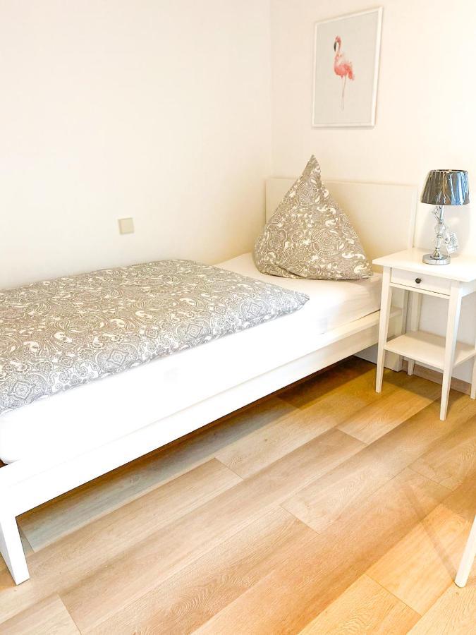 Haus Leipheim Hotell Eksteriør bilde