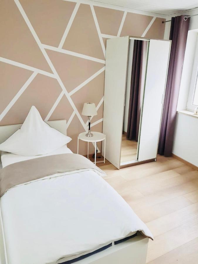 Haus Leipheim Hotell Eksteriør bilde